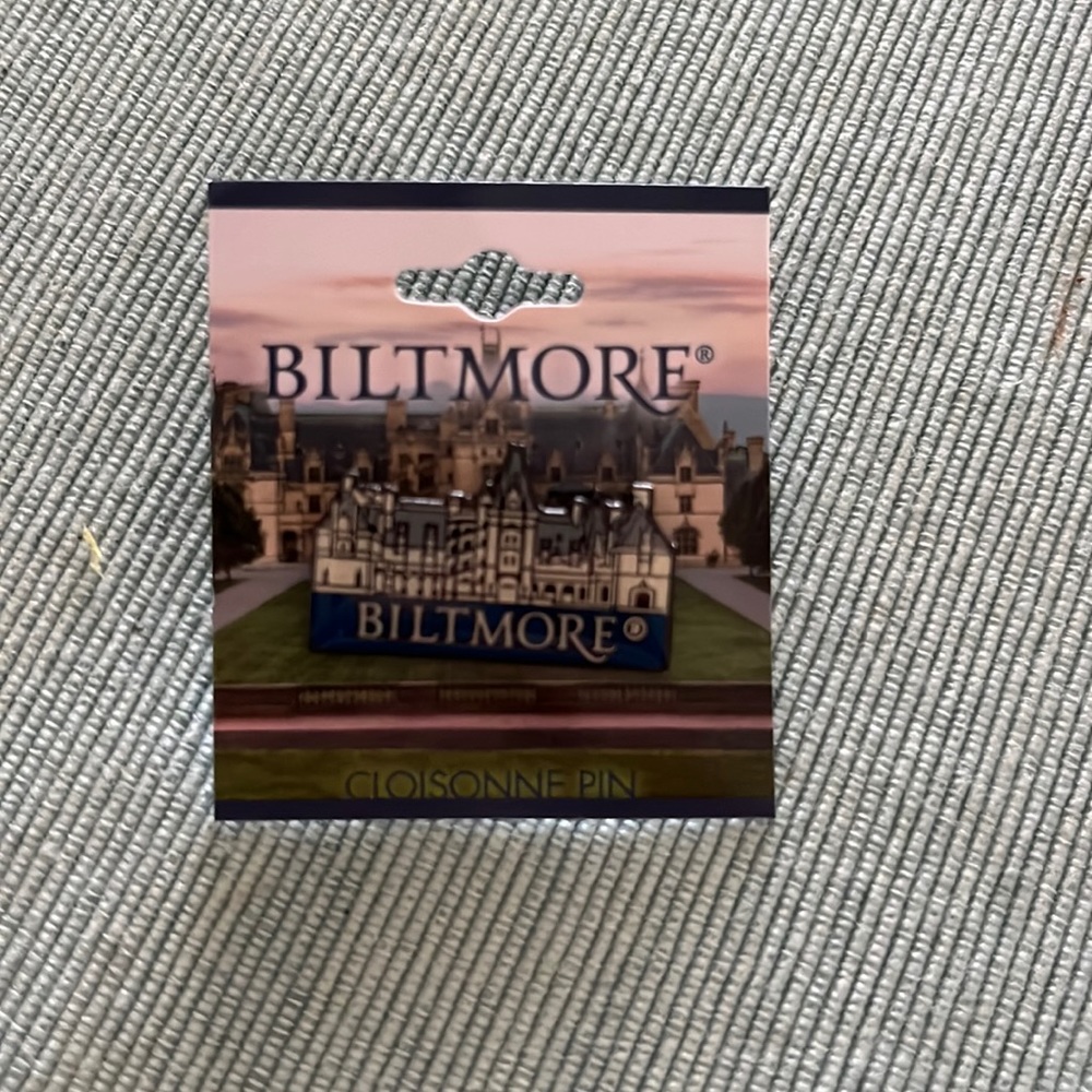 BILTMORE enamel pin NWT